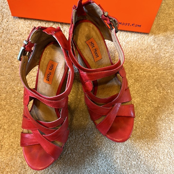 Miz Mooz Sandal - Picture 2 of 6